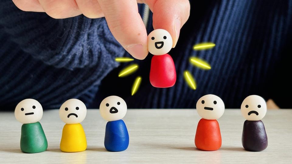 【メディア時評】オーディション・コンテンツの今日的位相――望まれる"ケア""サポート"の視点