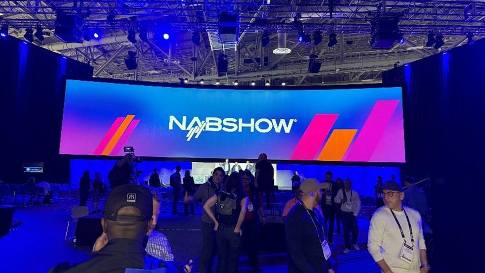 民放ラジオの未来を探る NABショー2025に見る最新動向とAI活用