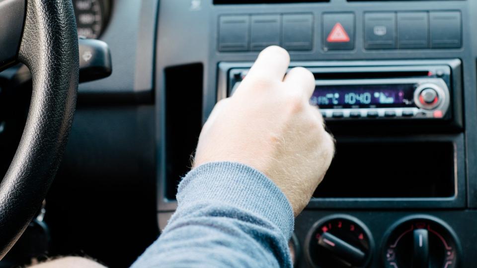 米議会「AMラジオ全車搭載法案」に支持広がる　成立はなお不透明