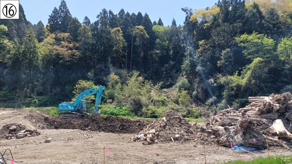 ⑯土砂や流木の撤去作業が進む.jpg